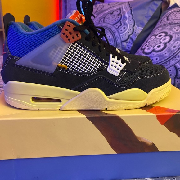 Jordan 4 Union Off Noir - Picture 7 of 8